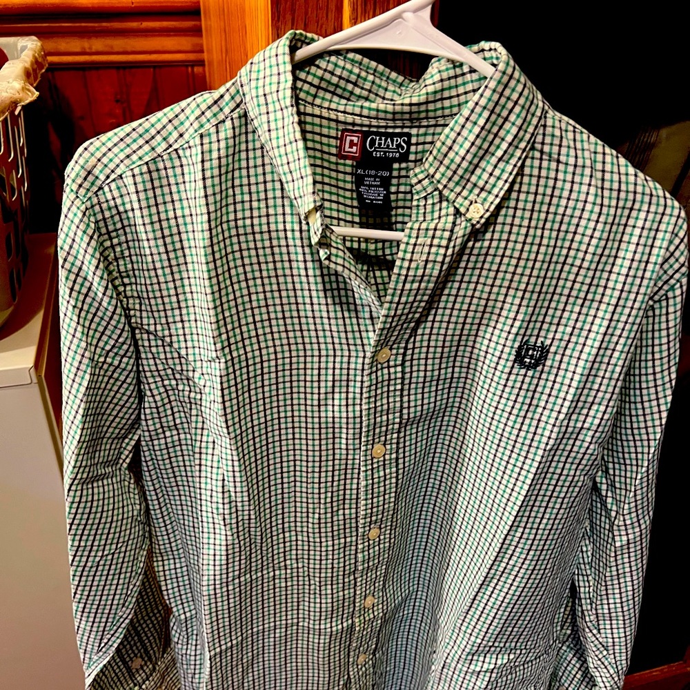 Champ frees button shirt